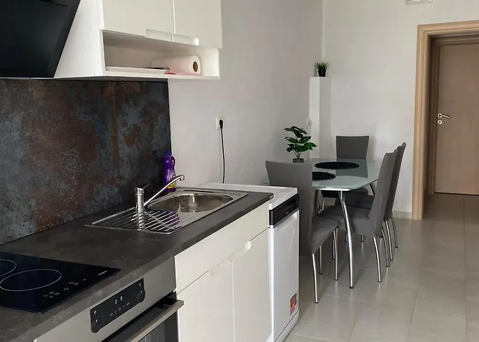 Tina, Modern, Private Seaview Outdoor Terrace, Bbq, Close To Beach, 2 Bedrooms