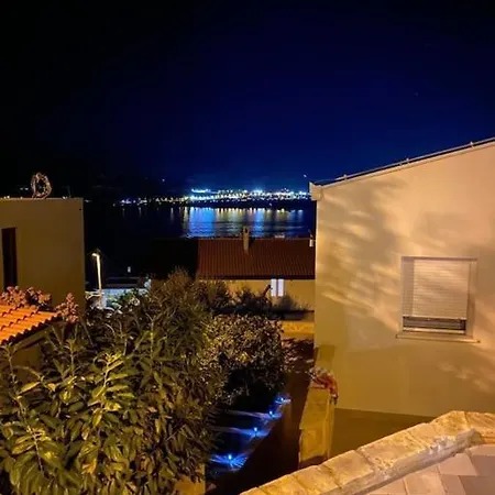 Tina, Modern, Private Seaview Outdoor Terrace, Bbq, Close To Beach, 2 Bedrooms Τρογκίρ