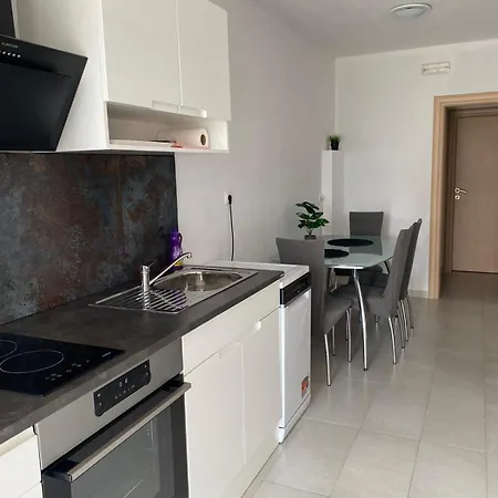 Tina, Modern, Private Seaview Outdoor Terrace, Bbq, Close To Beach, 2 Bedrooms